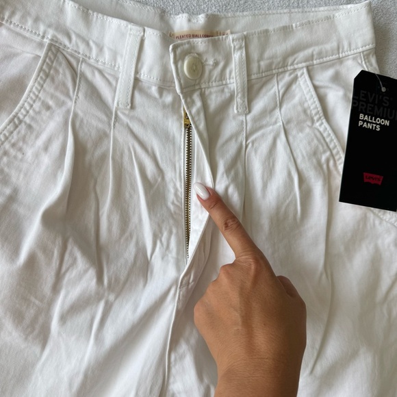NWT Levi's White Balloon pants high rise Relaxed Fit Cotton 28x28 - Picture 4 of 14